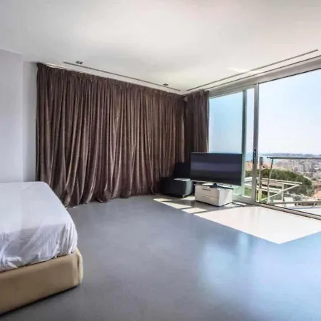 Chalet En Blanes Villa